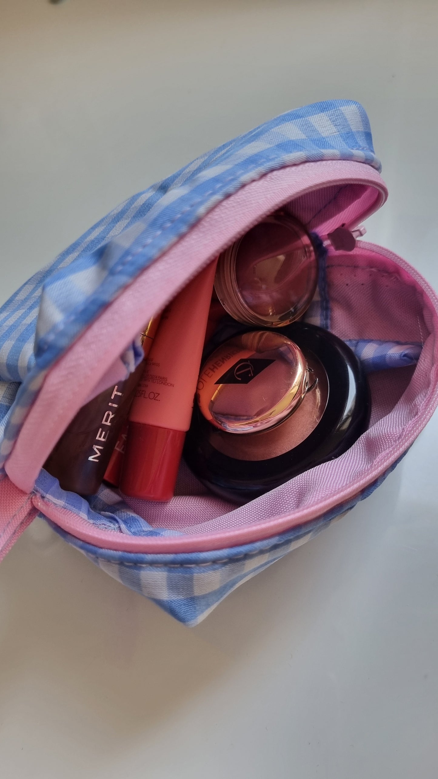 Cosmetiquera pequeña